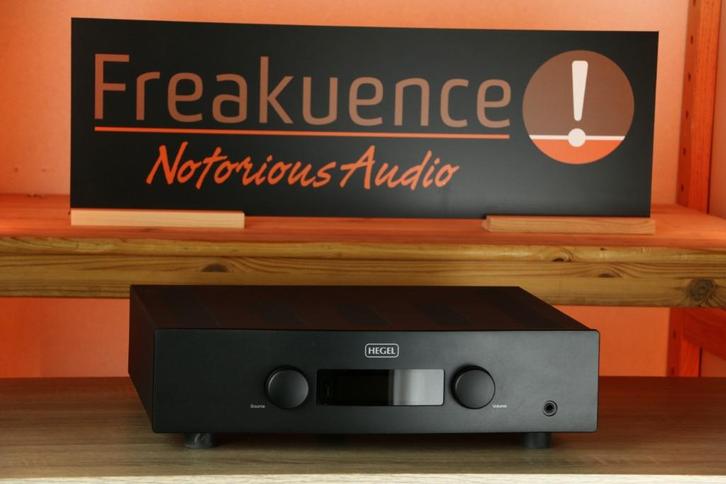 Hegel H190 / H 190 TRADE. Check us now - we 'r Freakuence!, Audio, Tv en Foto, Versterkers en Ontvangers, Zo goed als nieuw, Stereo