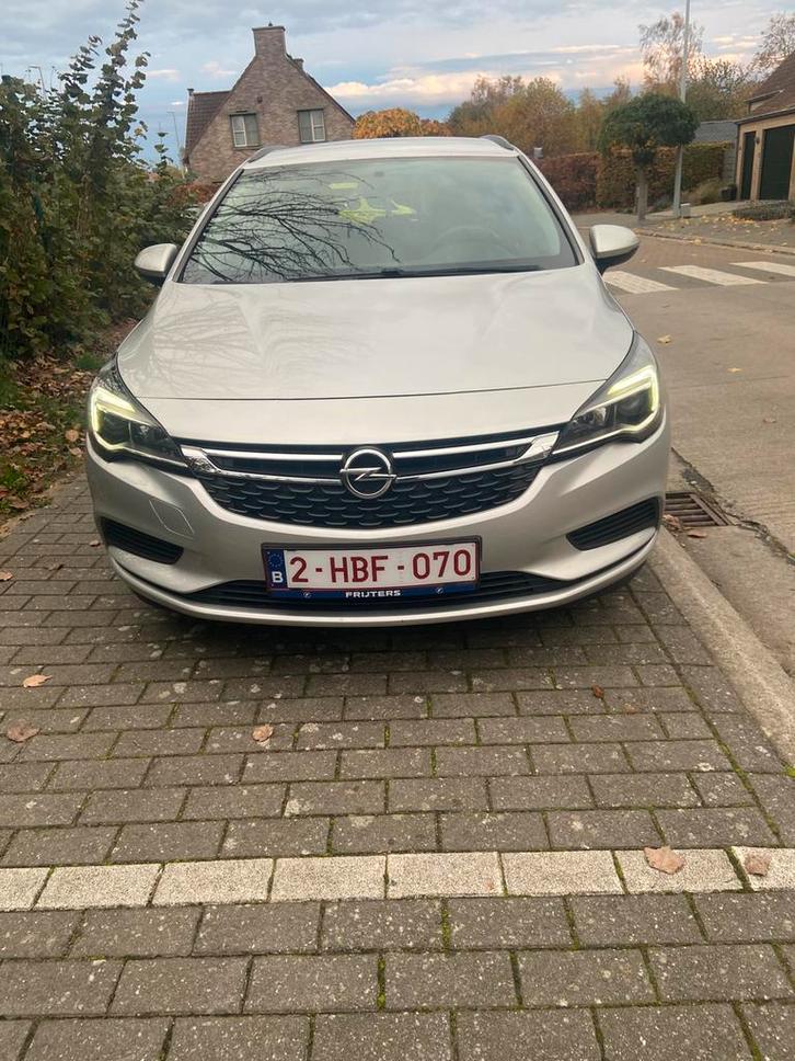 Opel astra 2017 - EURO 6 1.6cdti - 1set winterbanden gratis!, Auto's, Opel, Particulier, Astra, Android Auto, Euro 6, Onderhoudsboekje