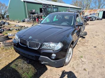 Motorkap van een BMW X3 (475-9) beschikbaar voor biedingen