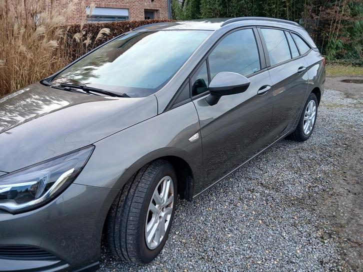 Opel Astra sports Tourer, Autos, Opel, Particulier, Astra, Essence, Enlèvement