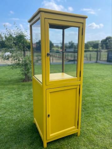 Vitrinekastje 52 x 52 x 149 beschikbaar voor biedingen