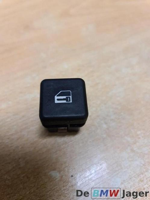 Centrale deurvergrendelingschakelaar BMW E38 E39 61318360828, Auto-onderdelen, Dashboard en Schakelaars, BMW, Gebruikt, Ophalen of Verzenden