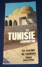 205.   A la découverte de la Tunisie, Ophalen of Verzenden, Zo goed als nieuw, Jean Hureau, Afrika