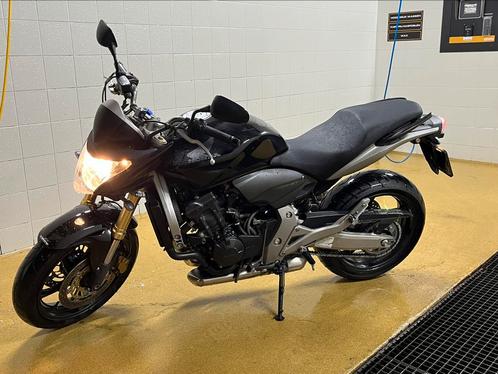 Hele nette zwarte Honda CB600F Hornet motor met weinig km, Motoren, Motoren | Honda, Bedrijf, Naked bike, meer dan 35 kW, 4 cilinders