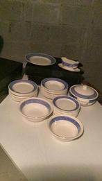 Antiek servies 12 pers.,Demi porcelaine badonville france, Enlèvement