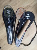 2 Badmintonraketten yonex en koker pluimpjes, Sports & Fitness, Badminton, Comme neuf, Raquette(s), Enlèvement