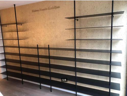 stalen design boekenrek, Huis en Inrichting, Woonaccessoires | Wandplanken en Boekenplanken, Gebruikt, Ophalen