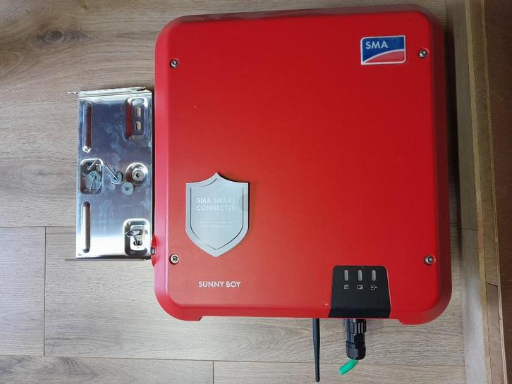 SMA Sunny Boy omvormer, Doe-het-zelf en Bouw, Zonnepanelen en Toebehoren, Gebruikt, Ophalen