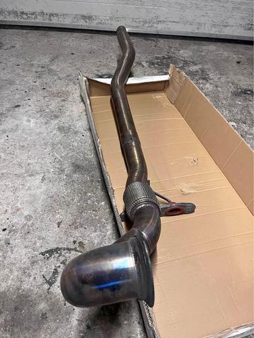 Downpipe golf 7R beschikbaar voor biedingen