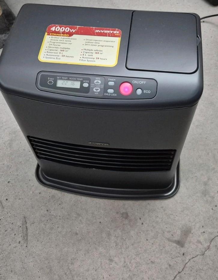 Laserkachel petroleumkachel 4000W  ( nieuwstaat ), Huis en Inrichting, Kachels, Zo goed als nieuw, Petroleumkachel, Ophalen