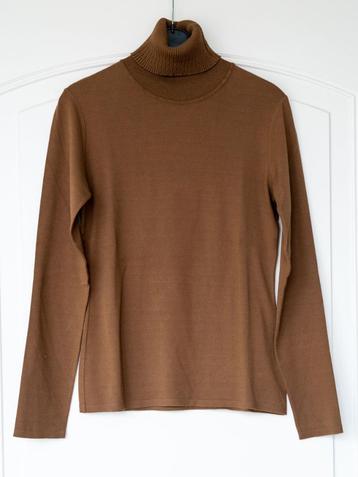 Trui, merk MarcCain, maat 36, als nieuw beschikbaar voor biedingen