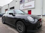 MINI Cooper SE Radius 440km Carplay/Ad.CC/Zetelvw/Camera/LED, Auto's, Zwart, Cooper, 160 kW, Stadsauto