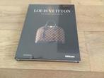 Louis Vuitton, Boeken, Ophalen of Verzenden, Nieuw, Couturiers, Diverse auteurs