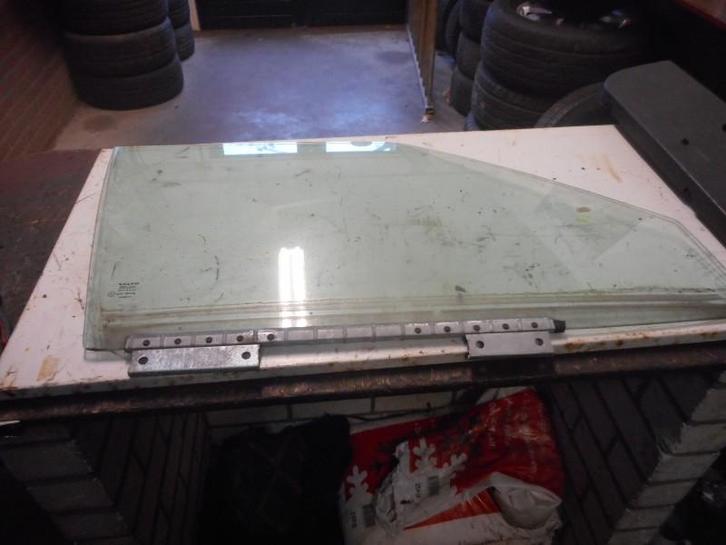 PORTIERRUIT RECHTS VOOR Volvo 940 I Estate (01-1990/10-1998), Auto-onderdelen, Ruiten en Toebehoren, Volvo, Gebruikt