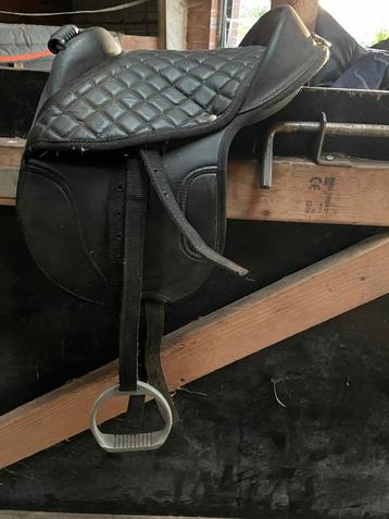 Shetlanderzadel beschikbaar voor biedingen
