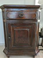 Massieve houten kast met lade – charmante vintage look, Ophalen