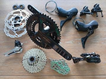 Groupe Shimano 105 R7100 12V NEUF beschikbaar voor biedingen