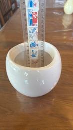 Bloempotje wit, Enlèvement, Comme neuf