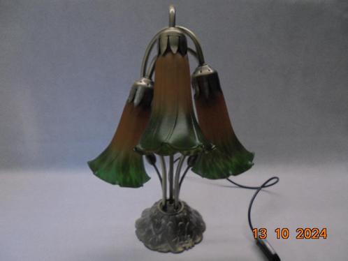 "Art Nouveau" Stijl Tafellamp met 3 glaskelken., Huis en Inrichting, Lampen | Tafellampen, Glas, Metaal, Ophalen of Verzenden