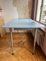 In hoogte verstelbaar bureau in perfecte staat., Huis en Inrichting, Bureaus, Ophalen, In hoogte verstelbaar, Zo goed als nieuw