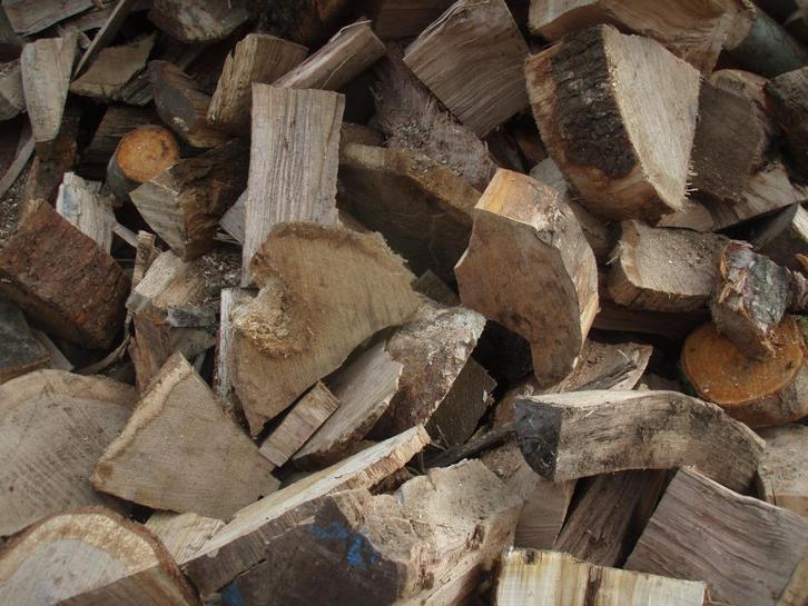 BOIS DE CHAUFFAGE mélange chutes scierie/stères, Tuin en Terras, Brandhout, Berkenhout, Ophalen