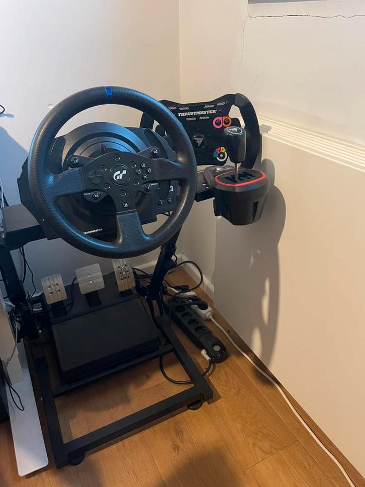 Thrustmaster T300 RS GT simulator met F1 stuur en TH8A, Games en Spelcomputers, Spelcomputers | Sony Portables | Accessoires, Zo goed als nieuw