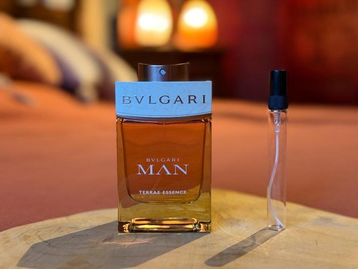 Bvlgari - Terrae Essence sample/decant, Handtassen en Accessoires, Uiterlijk | Parfum, Ophalen of Verzenden