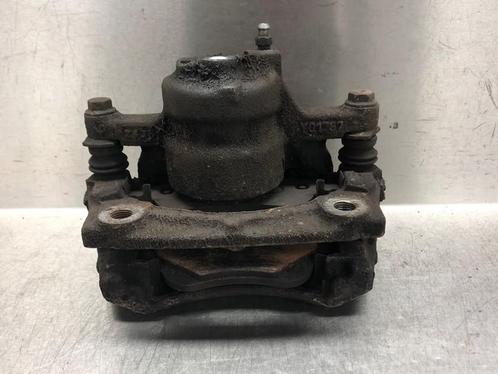 REMKLAUW RECHTS VOOR ABS Toyota Aygo (B10) (01-2005/05-2014), Auto-onderdelen, Remmen en Aandrijving, Toyota, Gebruikt