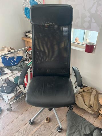Chaise de bureau Ikea Markus disponible aux enchères