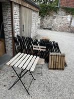 Houten stoelen (50stuks) en tafeltjes (4stuks), Ophalen, Zo goed als nieuw