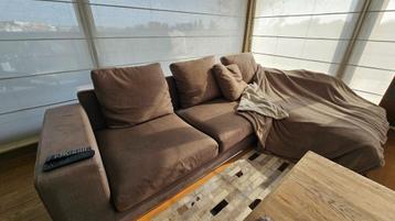 Gratis sofa: L-vormig in 2 delen aan 1 EURO beschikbaar voor biedingen