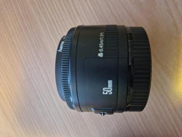 Canon 50mm f/1.8 lens beschikbaar voor biedingen