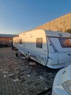 Mooie hobby met hagel schaden op de kop en voorkant, Grand lit, Jusqu'à 4, Antivol de remorque, Hobby