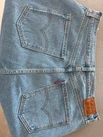 Dames Jeansbroek levis en maat 33 te groot gekocht 18,00€, Ophalen, Zo goed als nieuw