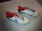 Chaussures foot Nike pointure 38, Sports & Fitness, Enlèvement, Utilisé, Chaussures