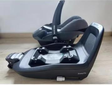 2Way fix met Maxi Cosi Pepple Plus   beschikbaar voor biedingen