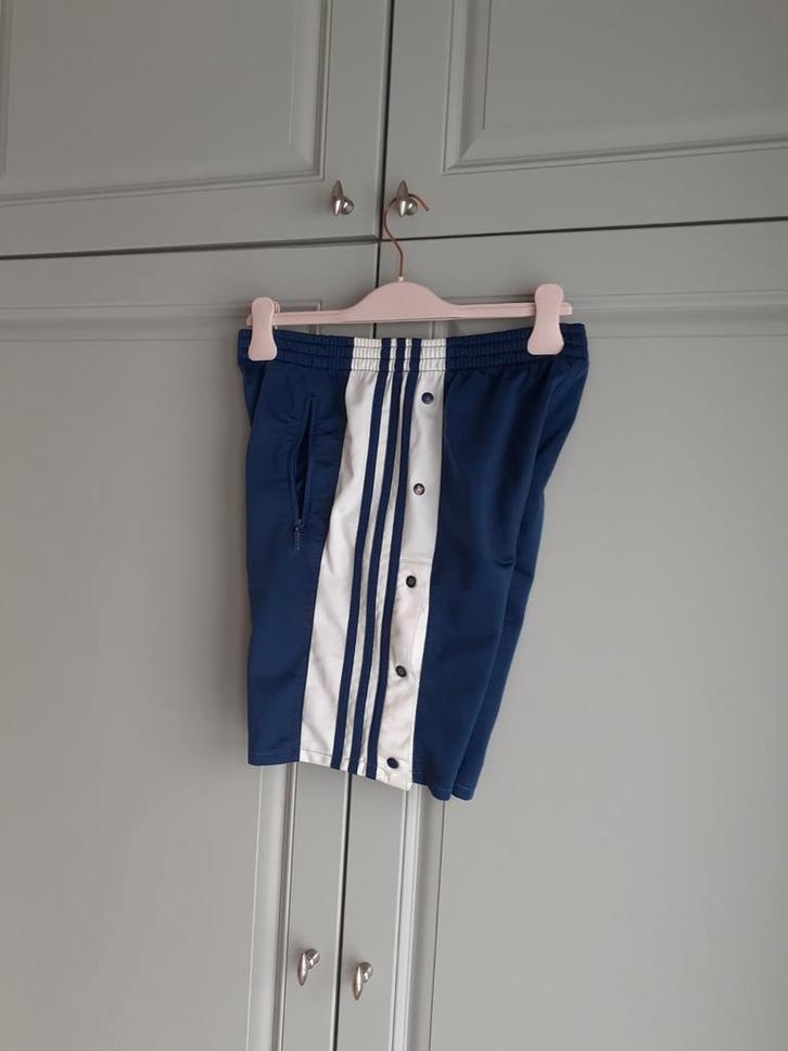 Vintage Adibreak short - maat 164, Kinderen en Baby's, Kinderkleding | Maat 164, Gebruikt, Jongen of Meisje, Broek, Ophalen of Verzenden