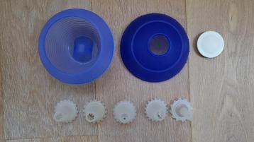 Spuitzak Tupperware beschikbaar voor biedingen