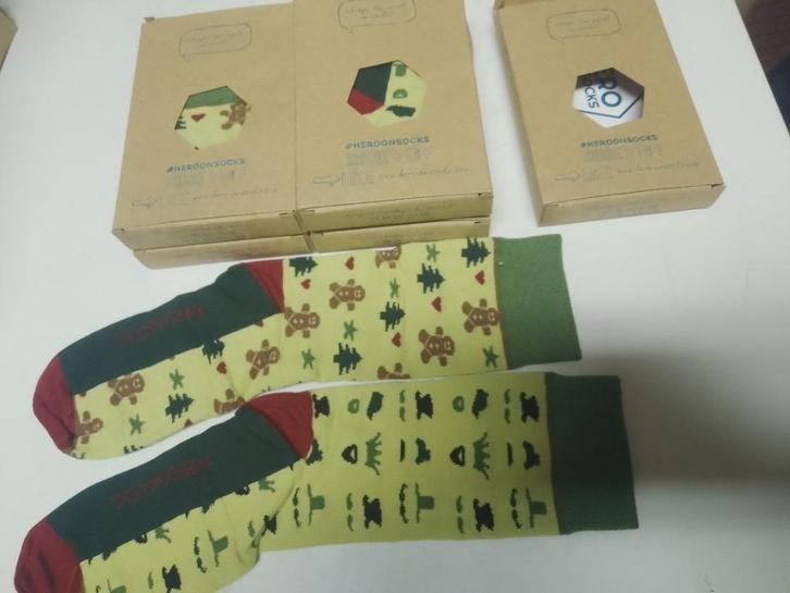 5 paar kerstsokken 31 - 35 kwaliteit!(65€)hero on socks new, Enfants & Bébés, Vêtements enfant | Chaussures & Chaussettes, Neuf