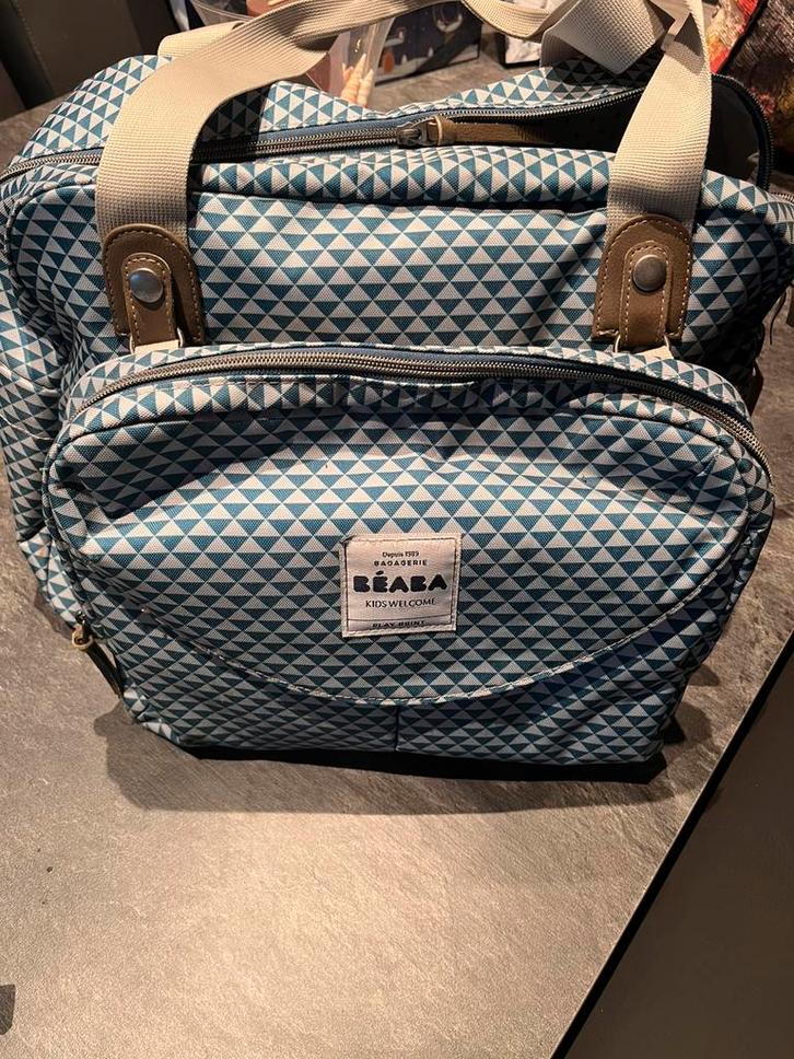 Luiertas Béaba Genève, Enfants & Bébés, Sac à langer bébé, Comme neuf, Sac d'épaule, Enlèvement