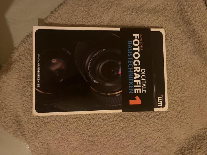 Boek digitale fotografie Joan Staels, Boeken, Hobby en Vrije tijd, Gelezen, Fotograferen en Filmen, Ophalen