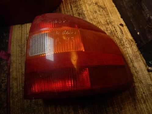 Achterlicht rechts van een Opel Astra, Auto-onderdelen, Verlichting, Opel, Gebruikt, 3 maanden garantie, Ophalen of Verzenden