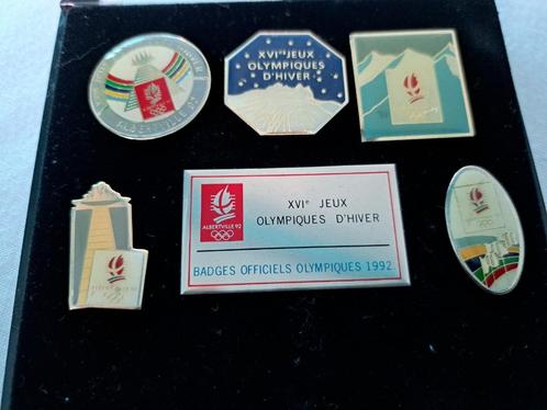 5 Pin's Pins olympic games jeux olympique Albertville 92, Collections, Broches, Pins & Badges, Enlèvement ou Envoi