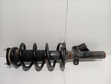 VEERPOOT RECHTS VOOR Ford Transit Custom (BK2118045JA) beschikbaar voor biedingen