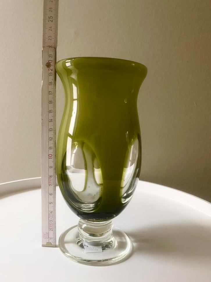 Knappe vintage vaas: Empoli Avocado Green., Antiek en Kunst, Kunst | Designobjecten, Ophalen