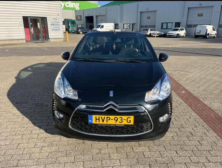Citroën DS3 Cabrio 1.2 VTI 104xxx DKM 60KW, Auto's, Citroën, Bedrijf, DS3, Airbags, Airconditioning, Alarm, Bluetooth, Bochtverlichting