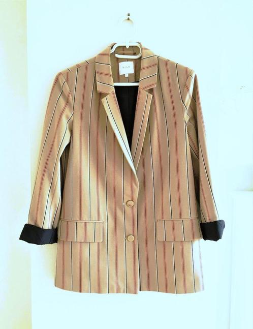 Vila stijlvolle Blazer – Maat 38, Kleding | Dames, Jasjes, Kostuums en Pakken, Zo goed als nieuw, Jasje, Maat 38/40 (M), Verzenden