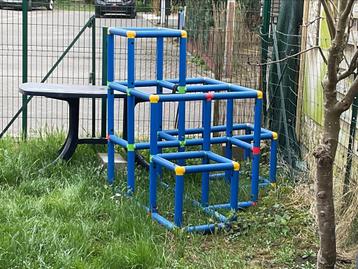 Jeu extérieur  beschikbaar voor biedingen