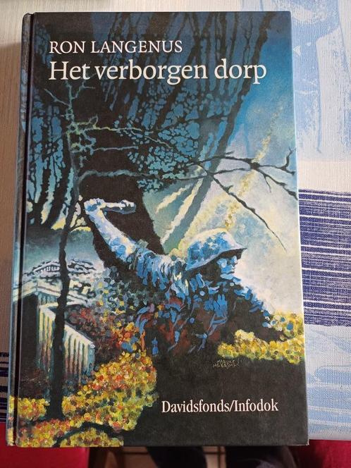 Het verborgen dorp Ron Langenus, Livres, Romans historiques, Utilisé, Enlèvement