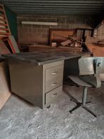 Mobilier de bureau métallique ancien, Enlèvement